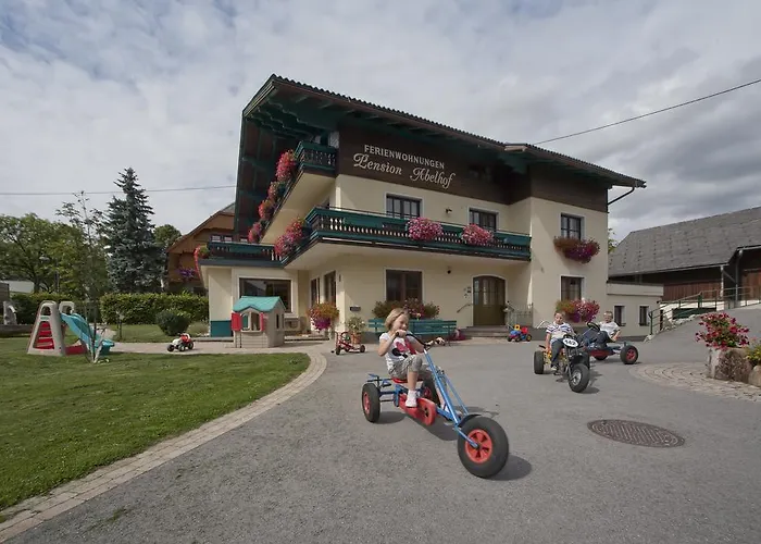 农家乐 阿贝尔霍夫酒店 *